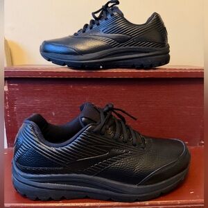 Brooks Addiction Walker women’s size 10.5